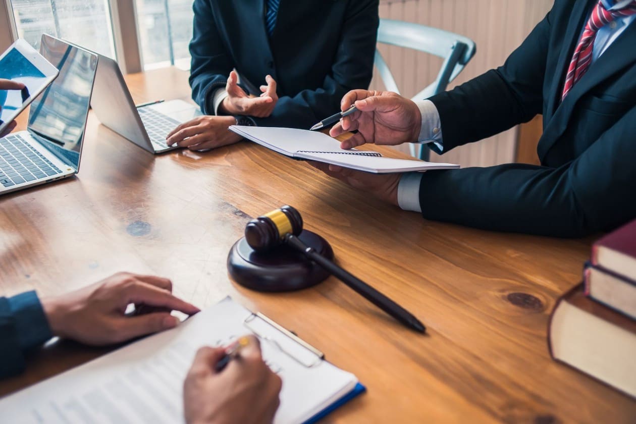 ellaithylawyers
